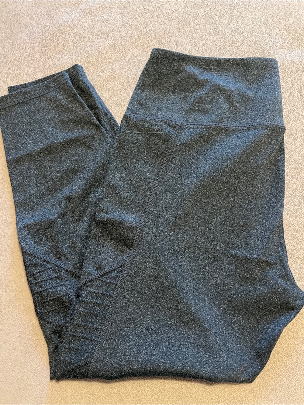 Women’s Athletic Leggings in Heather Charcoal XL